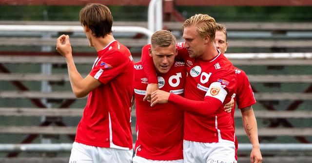 心加亚的组 心加亚的组